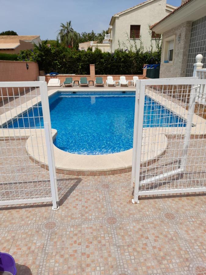 Chalet Muy Cerca De La Playa Con Piscina Privada Dehesa de Campoamor  Luaran gambar